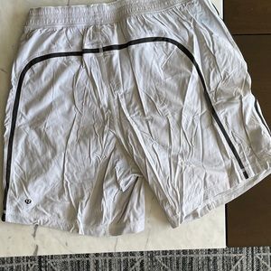 Men’s Lululemon Pace Breaker (M)
